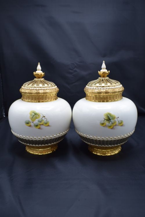 ROYAL WORCESTER PAIR OF POT POURRI VASES AND COVERS BY JOHN SMITH - ADDITIONAL PHOTO 2