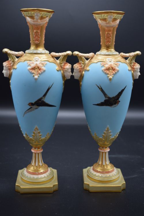 ROYAL WORCESTER PAIR OF VASES DECORATED BY C BALDWYN - ADDITIONAL PHOTO 1