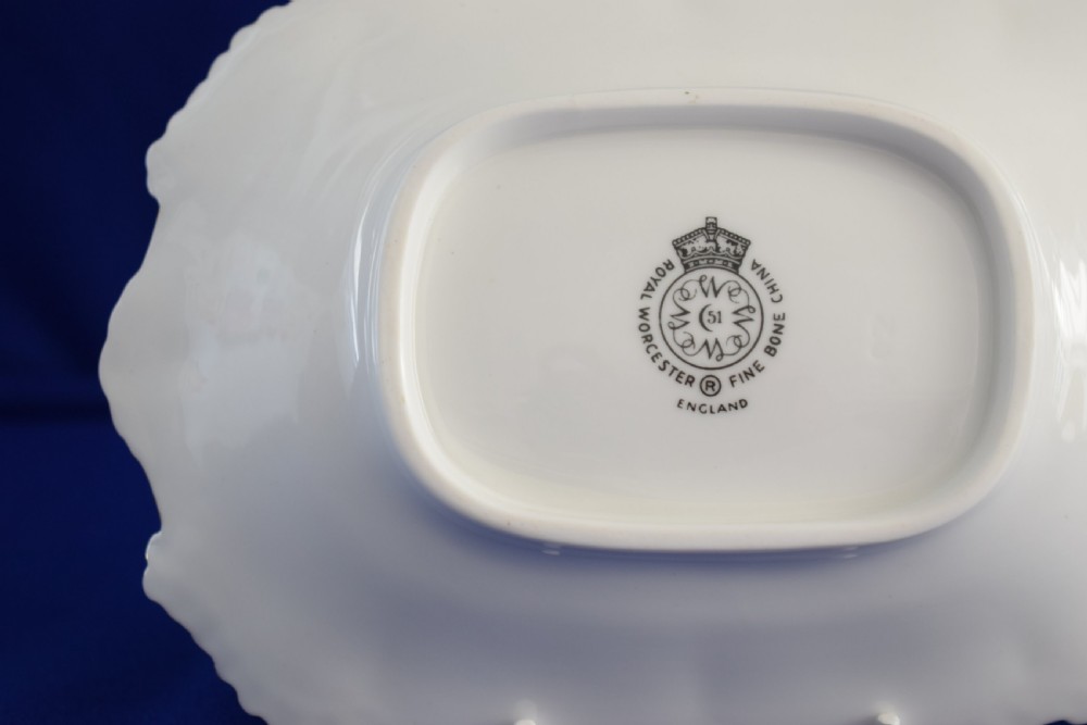 Royal Worcester fruit painted rope edge bon bon dish by Freeman View III