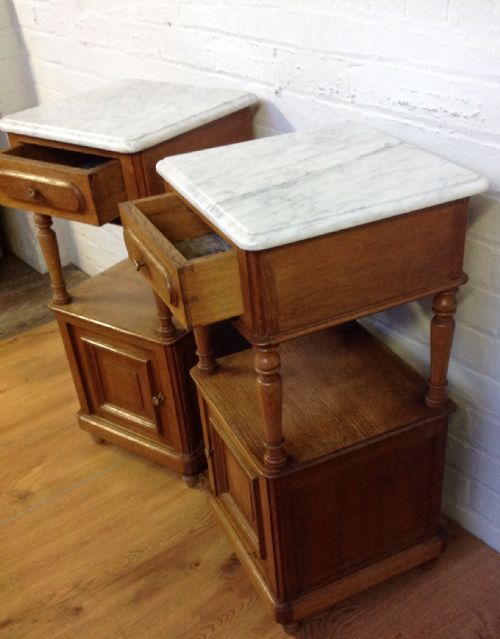 PAIR OF FRENCH OAK BEDSIDE CABINETS - ADDITIONAL PHOTO 4