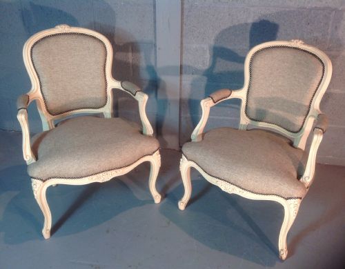 PAIR OF NEWLY UPHOLSTERED FRENCH ARMCHAIRS - ADDITIONAL PHOTO 8