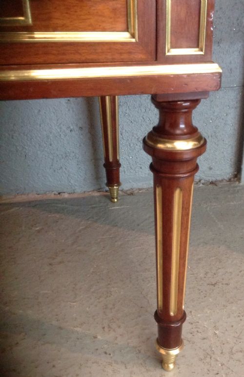 FRENCH MAHOGANY AND BRASS WRITING DESK - ADDITIONAL PHOTO 10
