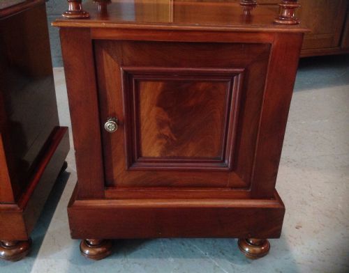 PAIR OF FRENCH MAHOGANY BEDSIDE CABINETS - ADDITIONAL PHOTO 2