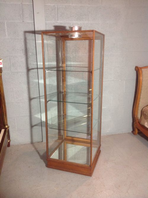 art deco oak shop fitting - CATEGORY: ANTIQUE CABINETS - DATED 1920