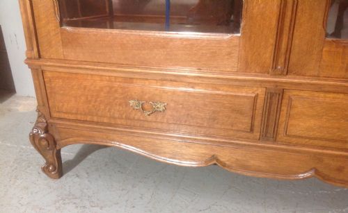 FRENCH OAK ARMOIRE - ADDITIONAL PHOTO 2