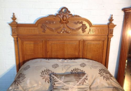 FRENCH OAK KINGSIZE BED - ADDITIONAL PHOTO 4