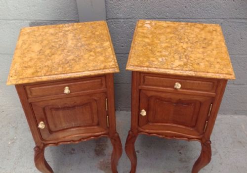 PAIR OF FRENCH OAK BEDSIDE CABINETS - ADDITIONAL PHOTO 10