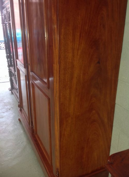 LARGE FRENCH MAHOGANY ARMOIRE - ADDITIONAL PHOTO 8