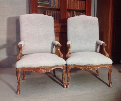 pair of french walnut fauteuils - CATEGORY: ANTIQUE CHAIRS - DATED 1900