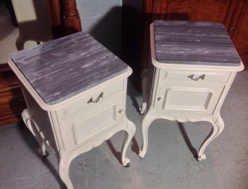 PAIR OF PAINTED FRENCH BEDSIDE CABINETS - ADDITIONAL PHOTO 4