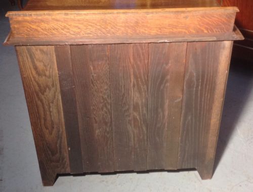 SOLID OAK CHEST WITH CUPBOARD - ADDITIONAL PHOTO 5