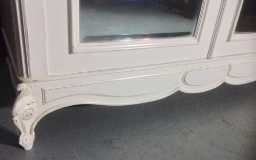 PAINTED FRENCH ARMOIRE - ADDITIONAL PHOTO 4