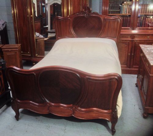 french mahogany carved bed - CATEGORY: ANTIQUE BEDS - DATED 1920