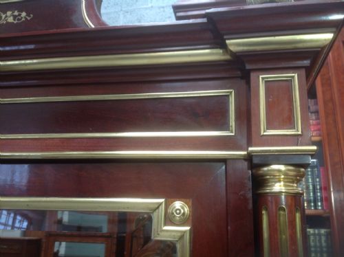 FRENCH MAHOGANY ARMOIRE WITH BOULLE INLAYS - ADDITIONAL PHOTO 1