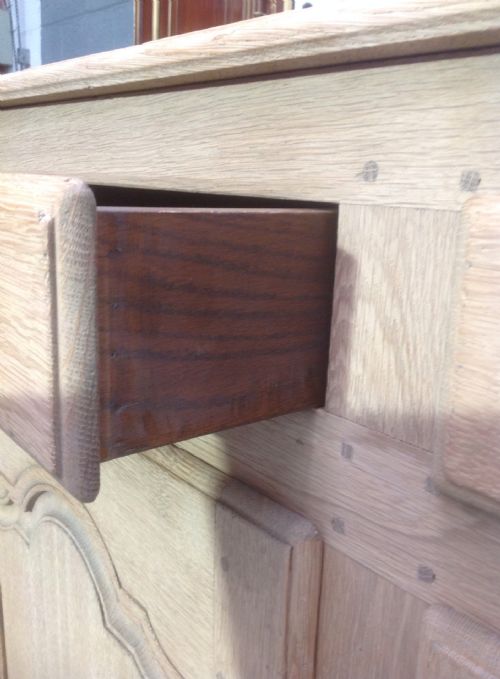 STRIPPED OAK FRENCK SIDEBOARD - ADDITIONAL PHOTO 3