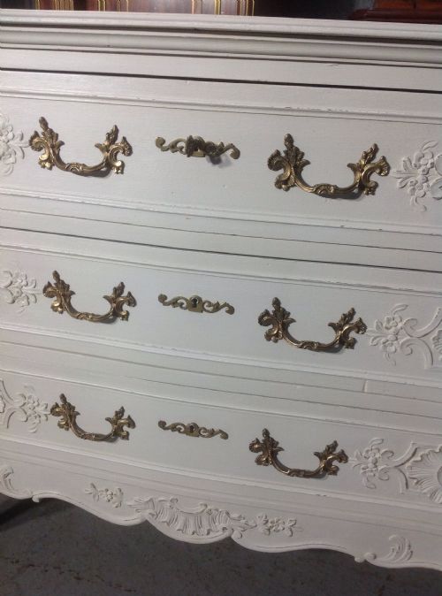PAINTED FRENCH OAK CHEST - ADDITIONAL PHOTO 2