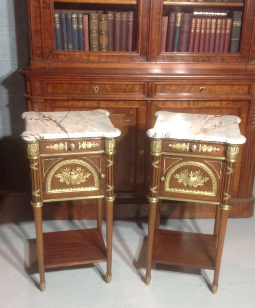 STUNNING PAIR OF FRENCH BEDSIDE CABINETS - ADDITIONAL PHOTO 15