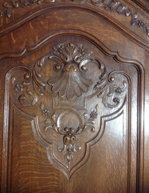 STUNNING PAIR OF FRENCH CARVED OAK ARMOIRES - ADDITIONAL PHOTO 2