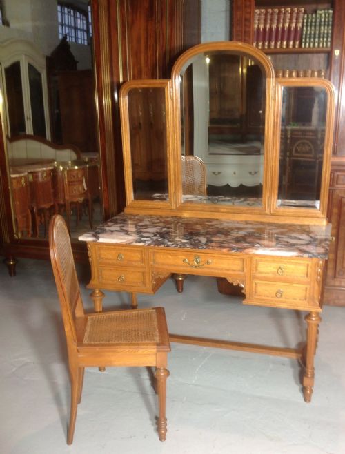 MARBLE TOPPED FRENCH OAK DRESSING TABLE - ADDITIONAL PHOTO 10