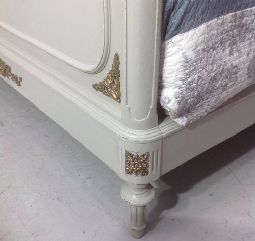 PAINTED FRENCH BED WITH BRASS DETAILING - ADDITIONAL PHOTO 8