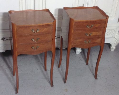 pair of french marquetry bedside cabinets - CATEGORY: ANTIQUE CABINETS - DATED 1920