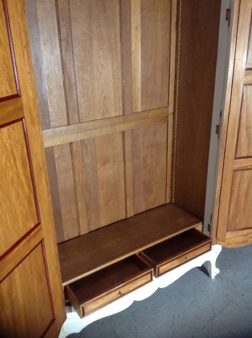 PAINTED FRENCH CARVED ARMOIRE - ADDITIONAL PHOTO 8