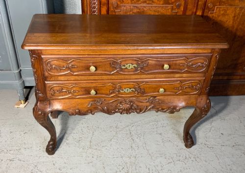 carved oak french commode chest of drawers - CATEGORY: ANTIQUE CHEST OF DRAWERS - DATED 1870