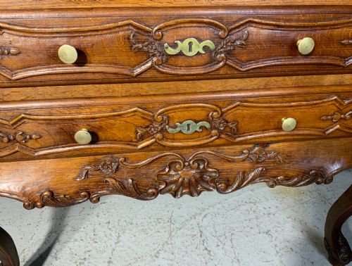 CARVED OAK FRENCH COMMODE CHEST OF DRAWERS - ADDITIONAL PHOTO 2