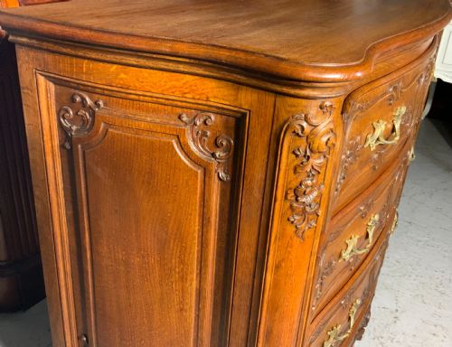 CARVED OAK FRENCH COMMODE CHEST OF DRAWERS - ADDITIONAL PHOTO 4