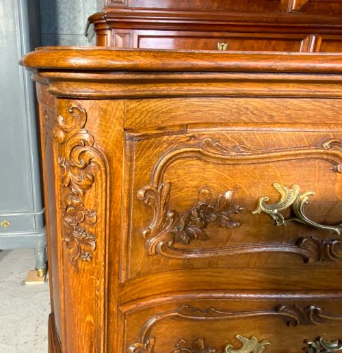 CARVED OAK FRENCH COMMODE CHEST OF DRAWERS - ADDITIONAL PHOTO 14