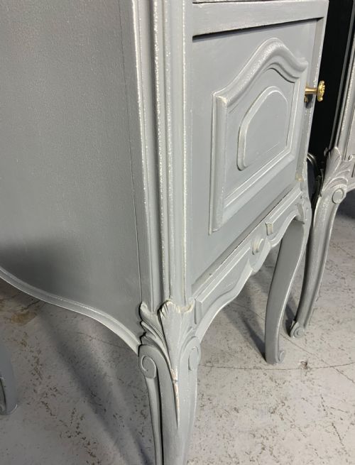 PAIR OF FRENCH PAINTED BEDSIDE CABINETS - ADDITIONAL PHOTO 1