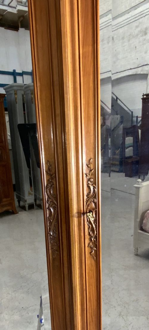 LARGE CARVED WALNUT FRENCH ARMOIRE - ADDITIONAL PHOTO 7