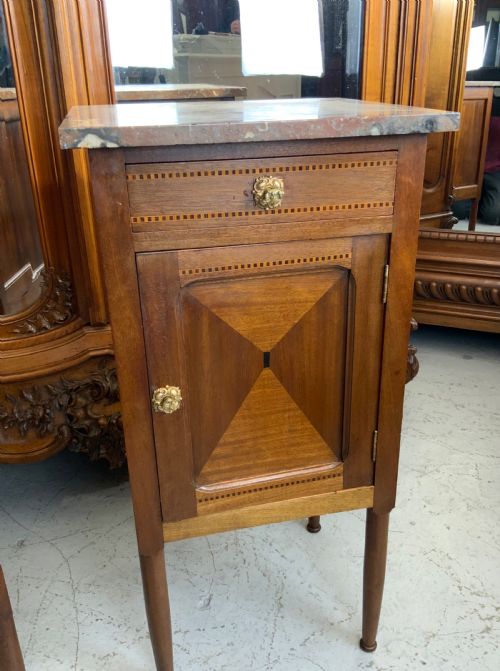 PAIR OF FRENCH MAHOGANY ART DECO BEDSIDE CABINETS - ADDITIONAL PHOTO 4