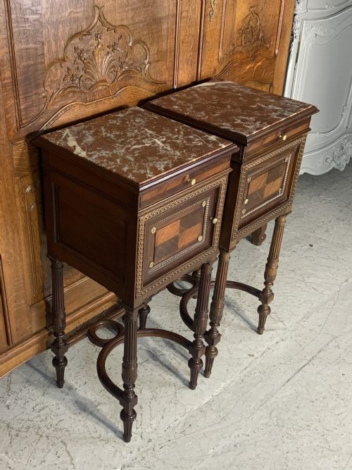 PAIR OF FRENCH MAHOGANY BEDSIDE CABINETS - ADDITIONAL PHOTO 1