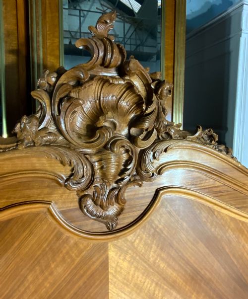 KING SIZE FRENCH LOUIS XV CARVED BED - ADDITIONAL PHOTO 3