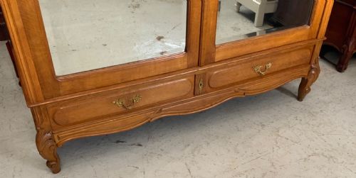 CARVED OAK FRENCH DOUBLE ARMOIRE - ADDITIONAL PHOTO 2