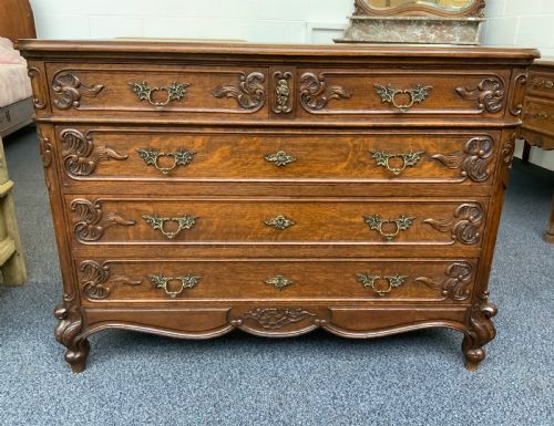 CARVED OAK FRENCH CHEST OF DRAWERS - ADDITIONAL PHOTO 1