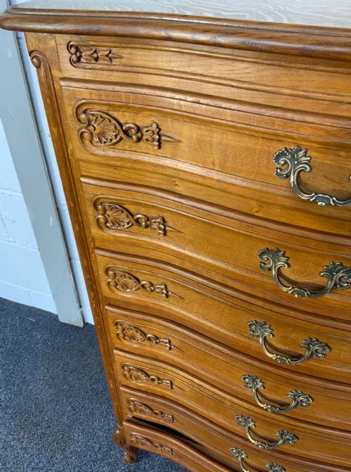 CARVED OAK FRENCH CHEST OF DRAWERS - ADDITIONAL PHOTO 6