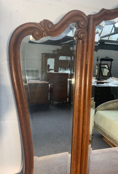CARVED OAK FRENCH DRESSING TABLE - ADDITIONAL PHOTO 5