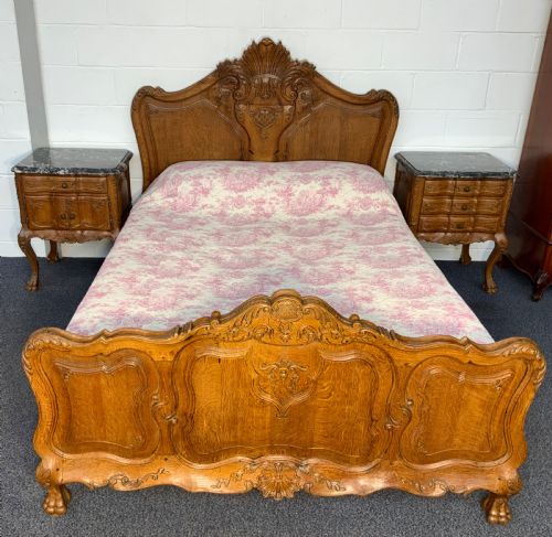 STUNNING CARVED OAK KINGSIZE BED - ADDITIONAL PHOTO 8