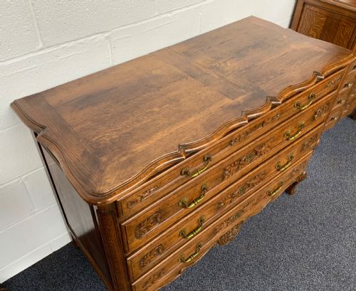 ORNATELY CARVED FRENCH OAK CHEST OF DRAWERS - ADDITIONAL PHOTO 8