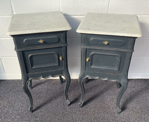 PAIR OF FRENCH BEDSIDE CABINETS PAINTED IN RAILINGS