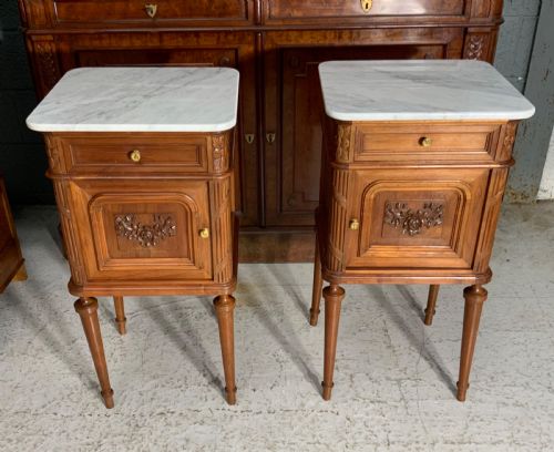 PAIR OF FRENCH MARBLE TOPPED BEDSIDE CABINETS 