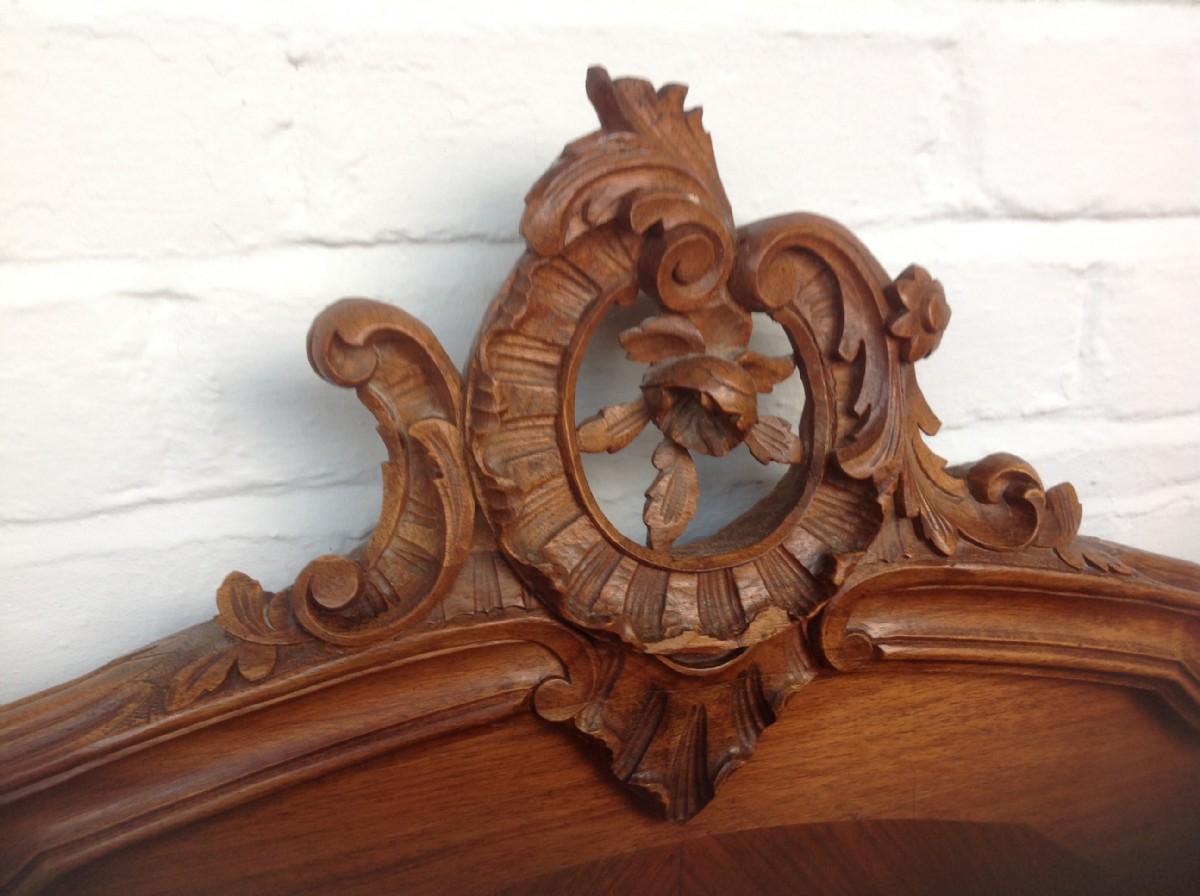 PAIR OF WALNUT FRENCH TWIN BEDS AND BEDSIDE CABINETS View II