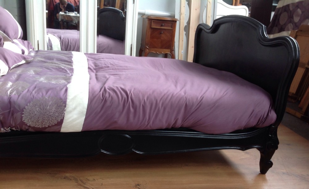 FRENCH PAINTED BLACK BED View V