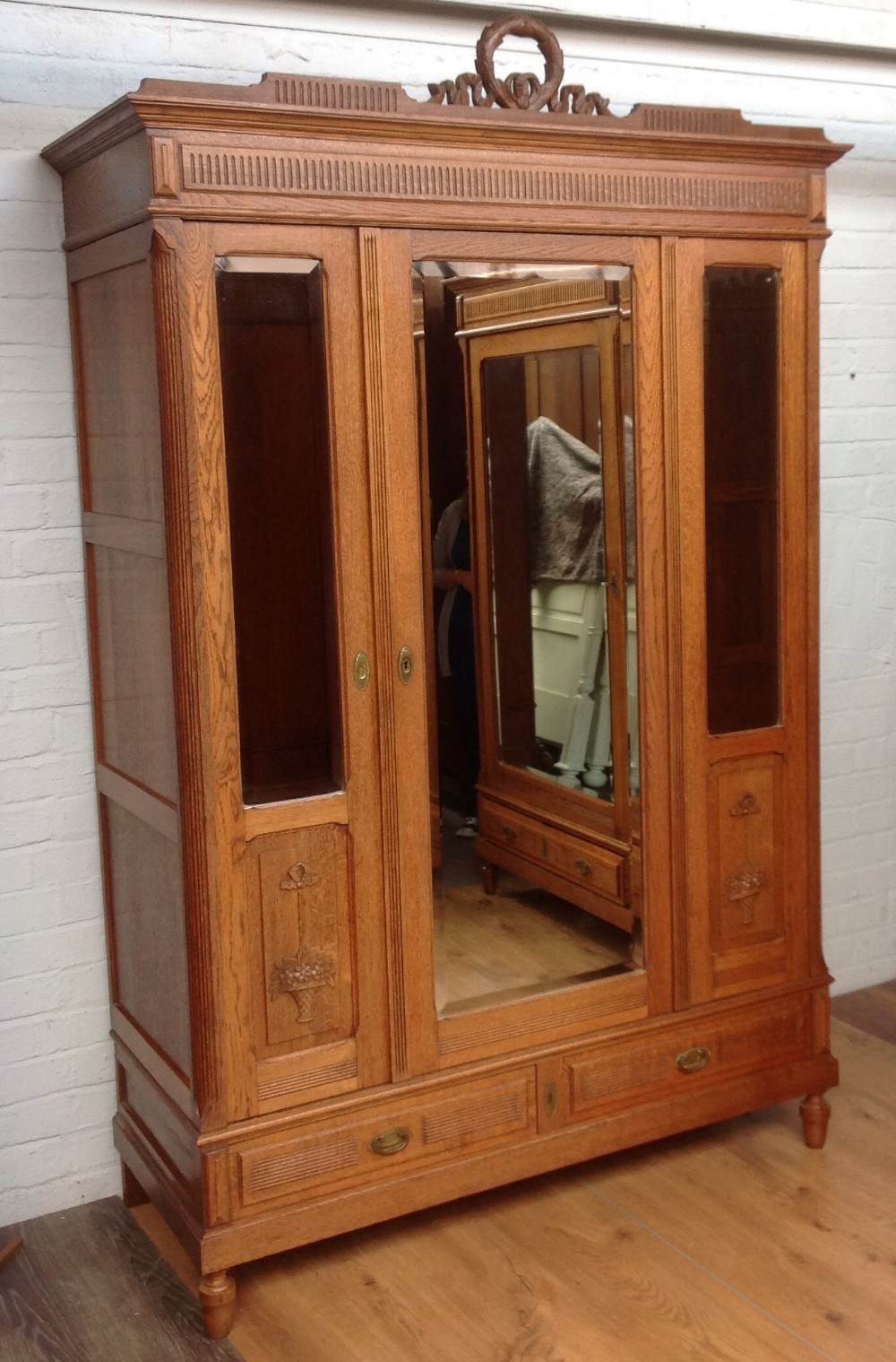 ANTIQUE FRENCH OAK ARMOIRE View IX