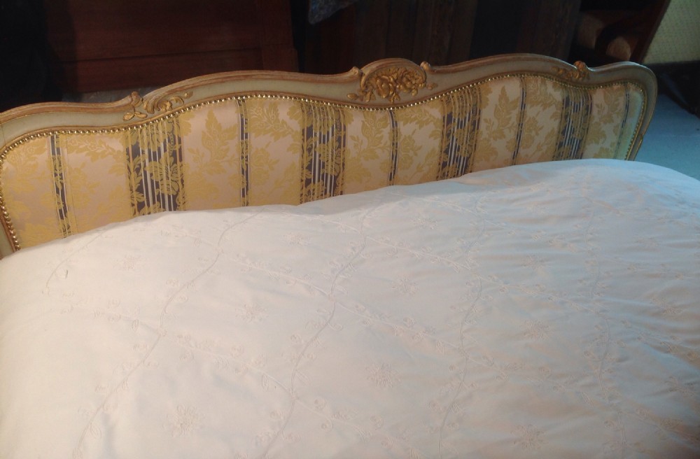 SUPERB FRENCH GILT KINGSIZE BED View VII