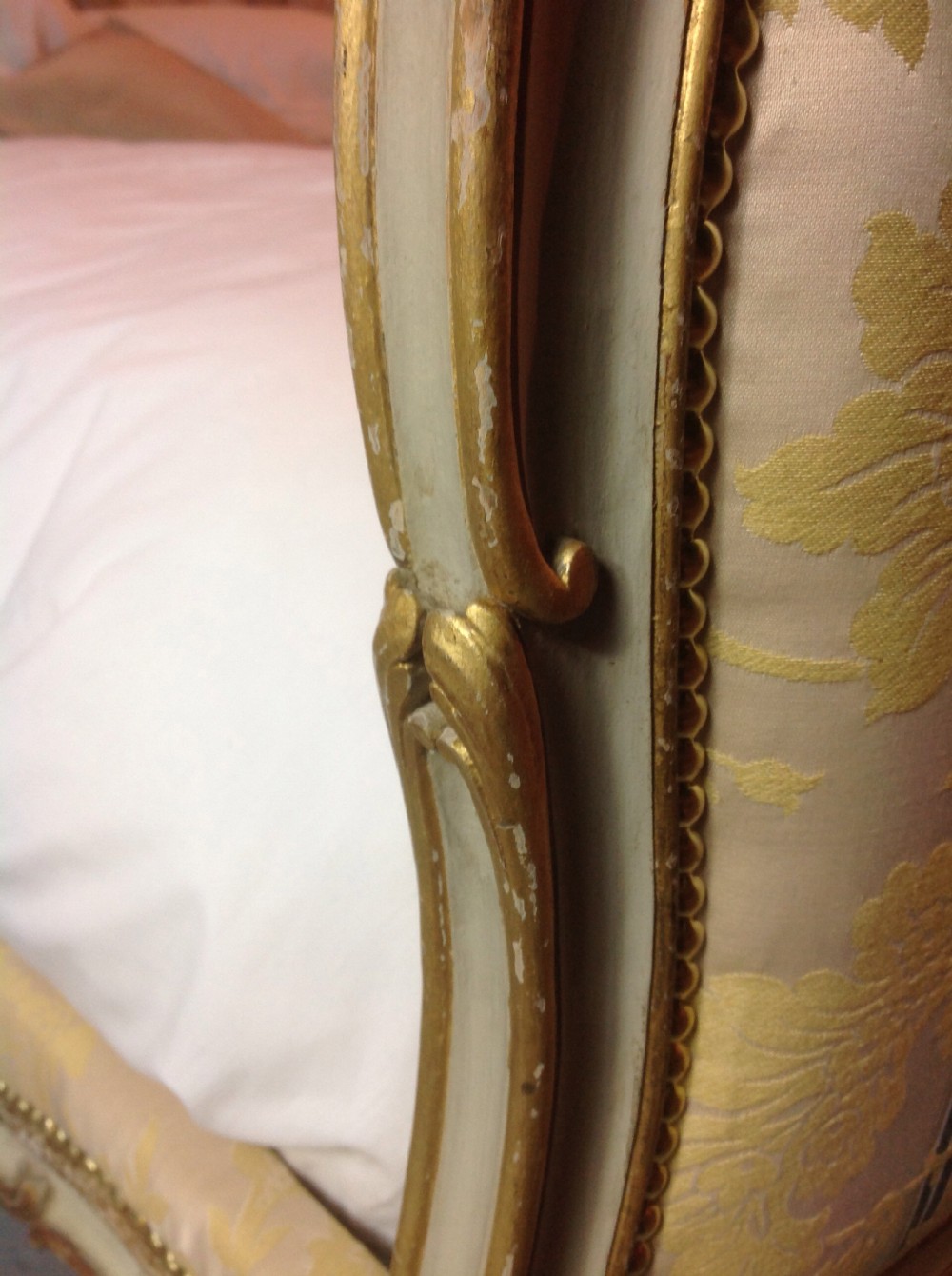 SUPERB FRENCH GILT KINGSIZE BED View XIII