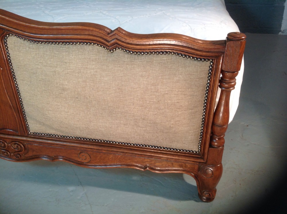 OVERSIZE OAK FRENCH KINGSIZE BED View II