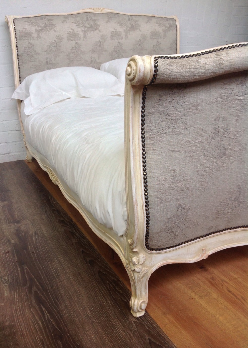 ANTIQUE FRENCH UPHOLSTERED CORBEILLE BED KINGSIZE WIDTH. View VI
